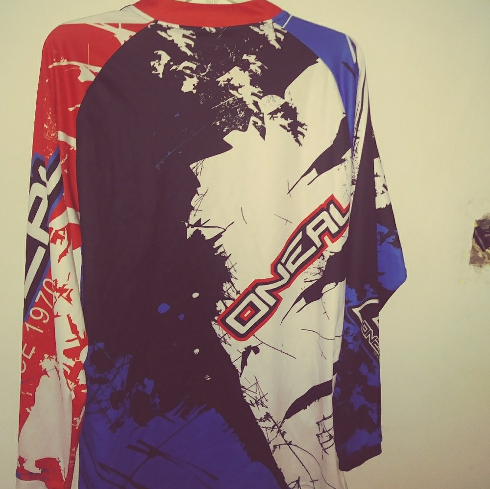 Long sleeve shirt